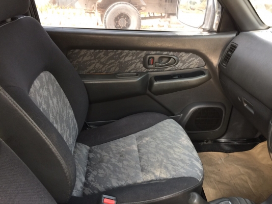 ขายมิตซู สตราด้า โฟร์วิน 2800 มี ABS  AIRBAG  สภาพเดิมๆ รถออกห้างมือดียว ตั้งแต่ป้ายแดง ปี 44