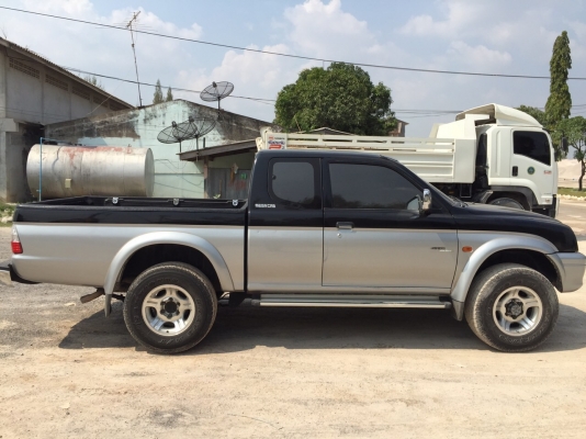 ขายมิตซู สตราด้า โฟร์วิน 2800 มี ABS  AIRBAG  สภาพเดิมๆ รถออกห้างมือดียว ตั้งแต่ป้ายแดง ปี 44