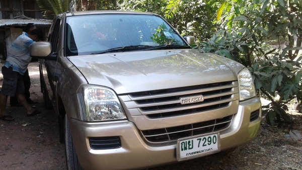 ขายด่วน อีซุๆ ดีแมกด์  จดทะเบียน ปี48  ราคา240000สภาพดี