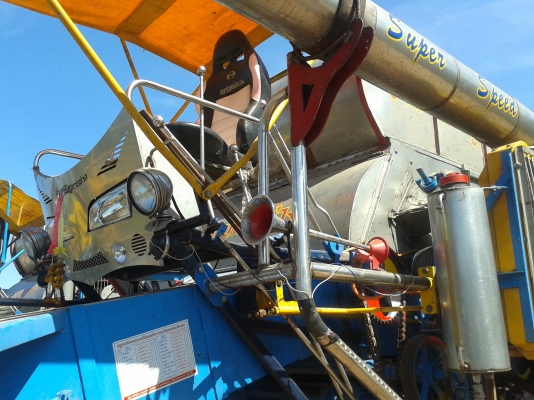 รถเกี่ยว2014ปลายปี ราคาต่อรอง