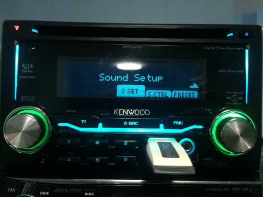 KENWOOD DPX-U70 24Bit DAC USB IPOD MP3 CD AUX ปรีเอ้า2ชุด เปลื่ยนไฟได้ทุกมุมจุดไฟ แยกสี ตัดสีได้ กราฟฟิก ลูกเล่นเยอะ คุมกล่องCD มือ2 ญี่ปุ่น