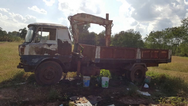 ขาย 6 ล้อ HINO KL340 ติด HIAB 2.5 ตัน ขายตามสภาพไม่มีทะเบียน รถใช้งานได้ปกติ ขาย 6 ล้อ HINO KL340 ติด HIAB 2.5 ตัน ขายตามสภาพไม่มีทะเบียน รถใช้งานได้ปกติ