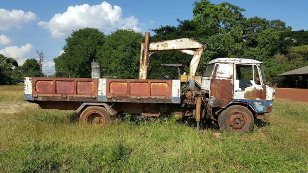 ขาย 6 ล้อ HINO KL340 ติด HIAB 2.5 ตัน ขายตามสภาพไม่มีทะเบียน รถใช้งานได้ปกติ ขาย 6 ล้อ HINO KL340 ติด HIAB 2.5 ตัน ขายตามสภาพไม่มีทะเบียน รถใช้งานได้ปกติ