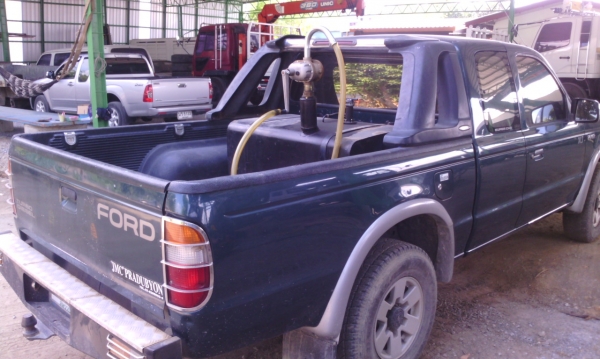 FORD โฟวิล 2500 ปี 42