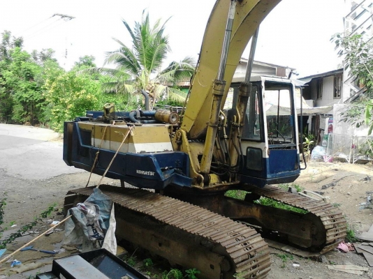 ขายรถแบคโฮ KOMATSU PC200-3 ชุดบูมอาร์มยาว ราคา 350000