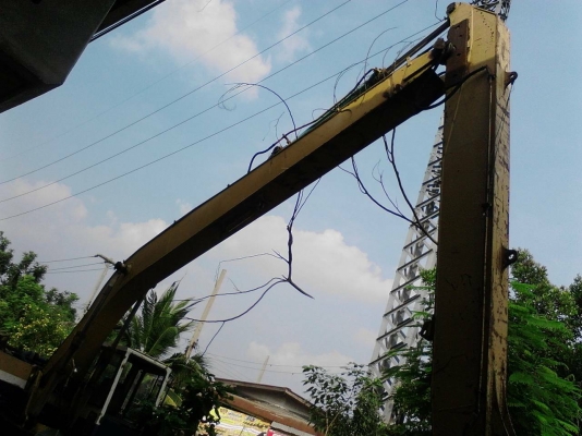 ขายรถแบคโฮ KOMATSU PC200-3 ชุดบูมอาร์มยาว ราคา 350000