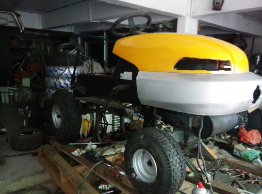 รถนั่งขับตัดหญ้า