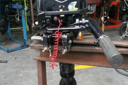 ขาย เครื่องเรือ TOHATSU 8 แรง สี่จังหวะ เก่าญี่ปุ่น ราคา 25,000