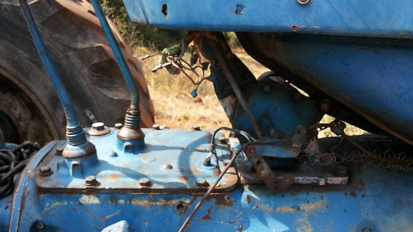 / รถไถFORD 5000 (77) T5 เพลาเดียว ตัวเปล่า เดิมบาง ไม่มีเล่ม **ขาย FORD 77 (5000) T5 เสื้อเรียบ รถไถ1เพลา ตัวเปล่า สภาพเดิมบาง พร้อมใช้งาน ราคาถูก TRACTOR FORD 5000 (77) T5 เสื้อเรียบ ปั้มแบน ไอดีเหลี่ยม เครื่อง/ปั้มเดิม/เกียร์/ท้าย เด