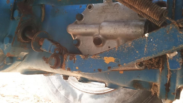 / รถไถFORD 5000 (77) T5 เพลาเดียว ตัวเปล่า เดิมบาง ไม่มีเล่ม **ขาย FORD 77 (5000) T5 เสื้อเรียบ รถไถ1เพลา ตัวเปล่า สภาพเดิมบาง พร้อมใช้งาน ราคาถูก TRACTOR FORD 5000 (77) T5 เสื้อเรียบ ปั้มแบน ไอดีเหลี่ยม เครื่อง/ปั้มเดิม/เกียร์/ท้าย เด