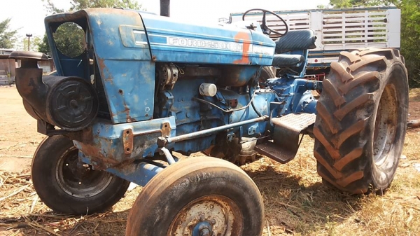 / รถไถFORD 5000 (77) T5 เพลาเดียว ตัวเปล่า เดิมบาง ไม่มีเล่ม **ขาย FORD 77 (5000) T5 เสื้อเรียบ รถไถ1เพลา ตัวเปล่า สภาพเดิมบาง พร้อมใช้งาน ราคาถูก TRACTOR FORD 5000 (77) T5 เสื้อเรียบ ปั้มแบน ไอดีเหลี่ยม เครื่อง/ปั้มเดิม/เกียร์/ท้าย เด