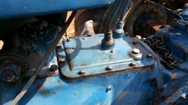 / รถไถFORD 5000 (77) T5 เพลาเดียว ตัวเปล่า เดิมบาง ไม่มีเล่ม **ขาย FORD 77 (5000) T5 เสื้อเรียบ รถไถ1เพลา ตัวเปล่า สภาพเดิมบาง พร้อมใช้งาน ราคาถูก TRACTOR FORD 5000 (77) T5 เสื้อเรียบ ปั้มแบน ไอดีเหลี่ยม เครื่อง/ปั้มเดิม/เกียร์/ท้าย เด