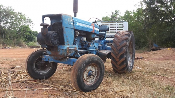 / รถไถFORD 5000 (77) T5 เพลาเดียว ตัวเปล่า เดิมบาง ไม่มีเล่ม **ขาย FORD 77 (5000) T5 เสื้อเรียบ รถไถ1เพลา ตัวเปล่า สภาพเดิมบาง พร้อมใช้งาน ราคาถูก TRACTOR FORD 5000 (77) T5 เสื้อเรียบ ปั้มแบน ไอดีเหลี่ยม เครื่อง/ปั้มเดิม/เกียร์/ท้าย เด