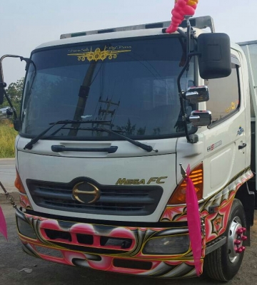 หกล้อ ฮีโน่ FC 4J 145ปี46 ยาว 5.50 ม สภาพดีสวยกริ๊ป ทะเบียนพร้อมโอน ราคา 680,000บ ต่อรอง