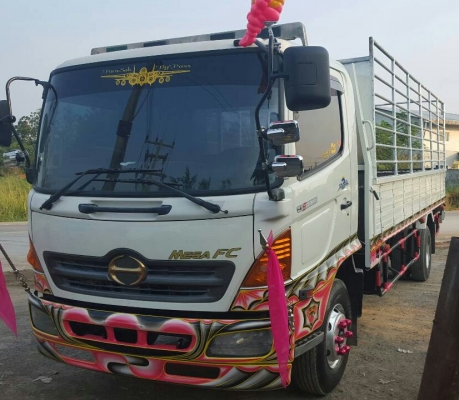 หกล้อ ฮีโน่ FC 4J 145ปี46 ยาว 5.50 ม สภาพดีสวยกริ๊ป ทะเบียนพร้อมโอน ราคา 680,000บ ต่อรอง