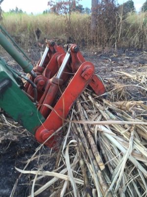 ขายโครงคีบอ้อย"กมล"ใช้งานมาปีเดียว ขายโครงคีบอ้อย"กมล"ใช้งานมาปีเดียว