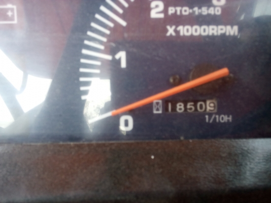 รถไถคูโบต้า 45 แรงม้า พร้อมอุปกรณ์ 3 ชิ้น ใช้งานเพียง 1800 ชม.เล่มทะเบียนพร้อม ราคาสุดคุ้ม สุดประหยัด มีที่นี่ที่เดียว