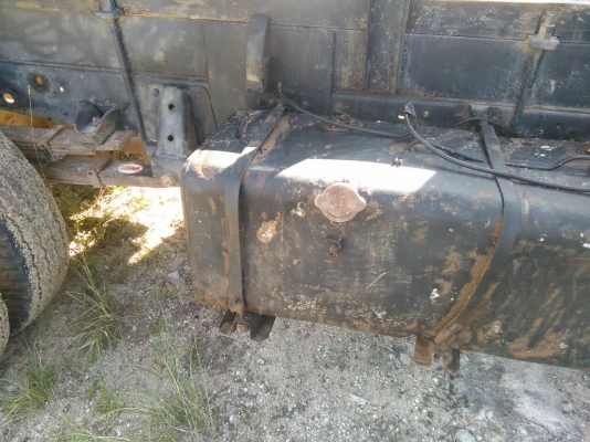 ขายรถบรรทุก 6 ล้อดัมพ์ ISUZU NKR 88 แรงม้า ราคา 250000