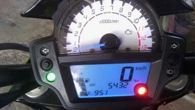 KAWAZAKI ER - 6N สีเขียว ปี 2012 สภาพสวย ๆ ราคา เบา ๆ