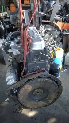 ขายเครื่องยนต์ อีซุซุ c240 ใส่รถโฟล์คลิฟท์