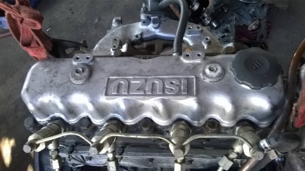 ขายเครื่องยนต์ อีซุซุ c240 ใส่รถโฟล์คลิฟท์