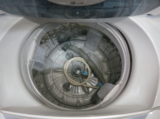 เครื่องซักผ้า LG 11 กิโล อัตโนมัติ ฝาบน รุ่น WF-T1135TD สภาพใหม่ ผลิต 01-56 มีสายน้ำเข้าน้ำออก