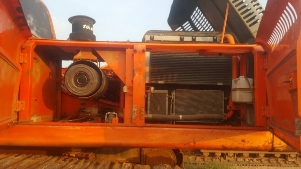 ขายรถแบคโฮ DOOSAN 340 LC เอกสารอินวอย มี 4 คัน ราคาคันละ 2500000