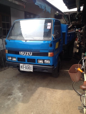 ขายรถหกล้อดั้ม