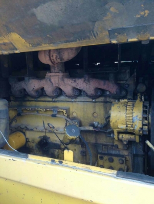 ขายรถตักล้อยาง KOMATSU wa 100-1รถสวยพร้อมใช้ราคา 690,000 090-772-3710 090-772-3708 ขายรถตักล้อยาง KOMATSU wa 100-1รถสวยพร้อมใช้ราคา 690,000 090-772-3710 090-772-3708