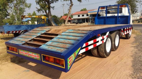 ขายเทรลเลอร์JCM เครื่อง165แรง สโลเกียร์กลาง หางใหญ่ขึ้นPC200ได้ เครื่องดีแคชซีสวย สภาพพร้อมใช้งาน เอกสารพร้อมโอน สนใจโทร 090-8588220คุณนะ 093-3258446คุณบิว หรือเข้าดูสินค้าอื่นๆได้ที่ www.truck.in.th/498 หรือเพจFacebook ณรงค์ ซื้อขายรถมือสอง (เว็บไซต์ส่วน