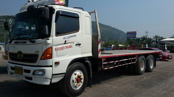ขายรถ 10 ล้อเพลาเดียว HINO เมก้า ปี 47 / ยาว 7.30 เมตร FL1JTPA - 10462 เครื่อง JO8C 212 แรงเทอร์โบอินเตอร์ ขายรถ 10 ล้อเพลาเดียว HINO เมก้า ปี 47 / ยาว 7.30 เมตร FL1JTPA - 10462 เครื่อง JO8C 212 แรงเทอร์โบอินเตอร์
