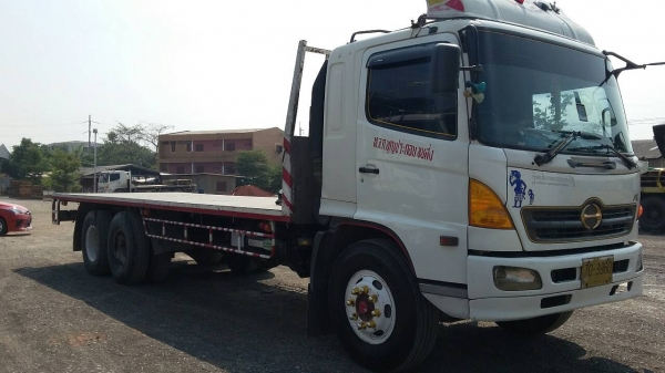 ขายรถ 10 ล้อเพลาเดียว HINO เมก้า ปี 47 / ยาว 7.30 เมตร FL1JTPA - 10462 เครื่อง JO8C 212 แรงเทอร์โบอินเตอร์