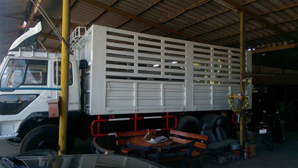 หลงยูโรทู518 เครื่อง 230 แรง เพลาเดียว กระบะเหล็ก ยาว 6 เมตร สภาพพร้อมใช้สุดๆ หลงยูโรทู518 เครื่อง 230 แรง เพลาเดียว กระบะเหล็ก ยาว 6 เมตร สภาพพร้อมใช้สุดๆ