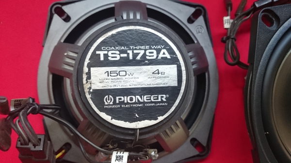 ลำโพงดอก6นิ้ว 3 way PIONEER TS-179A 150 วัต ลำโพงดอก6นิ้ว 3 way PIONEER TS-179A 150 วัต