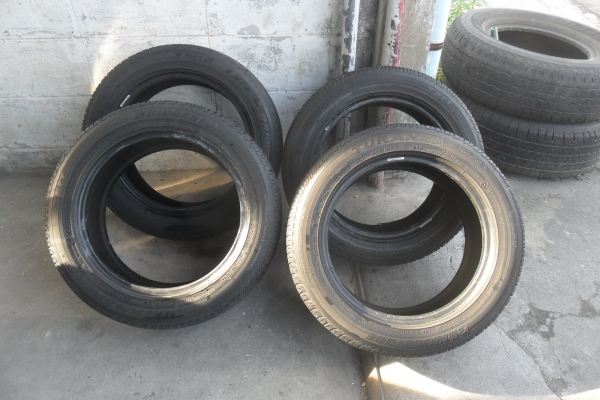 ยาง บริสโตน 205/55R16ปี11 รันแฟส สวยๆ 4 เส้น ราคา 4000 บาท