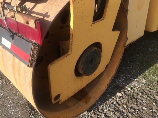 สั่นสะเทือนหน้าหลังเหล็ก12ตัน DYNAPAC CC522 จากUSA กำลังถึงไทยเร็วๆนี้ครับ