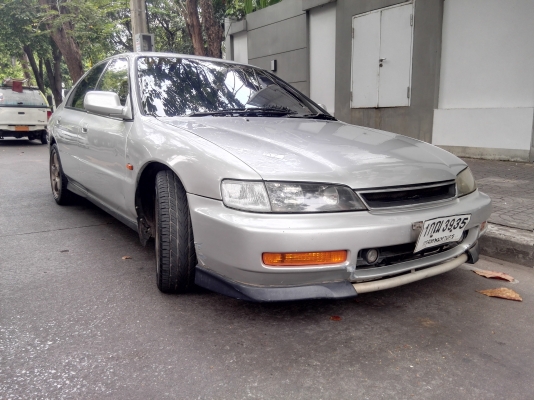 Accord ท้ายก้อนเดียว ปี'94 เครื่อง H22A ฝาดำ เกียร์ Auto