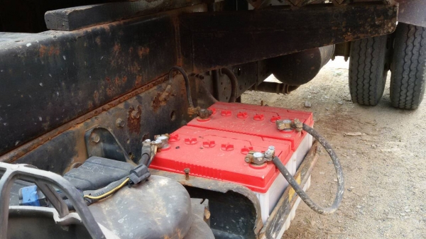 รถมิตซู 6 ล้อดั้ม 130 แรงม้า. ปี 45.   สนใจติดต่อ  081 - 6079515