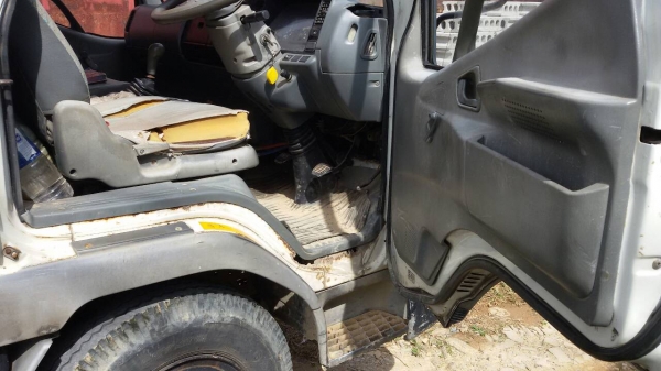 รถมิตซู 6 ล้อดั้ม 130 แรงม้า. ปี 45.   สนใจติดต่อ  081 - 6079515