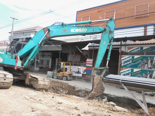 ขายด่วน KOBELCO SK200 MART III สภาพพร้อมใช้งาน เครื่องดีปั้มดี เอวแน่น ไฟฟ้าอยู่ รถทำงานทุกวัน เอกสารใบแจ้งจำกน่าย