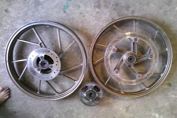 ขายล้อแม็ค  เรดเดอร์150