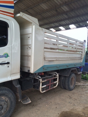 รถฮีโน่ 6 ล้อดั้ม FC9J 175 แรงม้า. ปี 56.  ( รถวิ่ง 38,xxx กม. )    สนใจติดต่อ  081 - 6079515