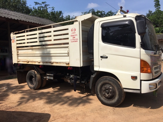 รถฮีโน่ 6 ล้อดั้ม FC9J 175 แรงม้า. ปี 54.  ( รถวิ่ง 5x,xxx กม. )    สนใจติดต่อ  081 - 6079515