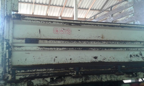 รถฮีโน่ 6 ล้อดั้ม FC9J 175 แรงม้า. ปี 54.  ( รถวิ่ง 5x,xxx กม. )    สนใจติดต่อ  081 - 6079515