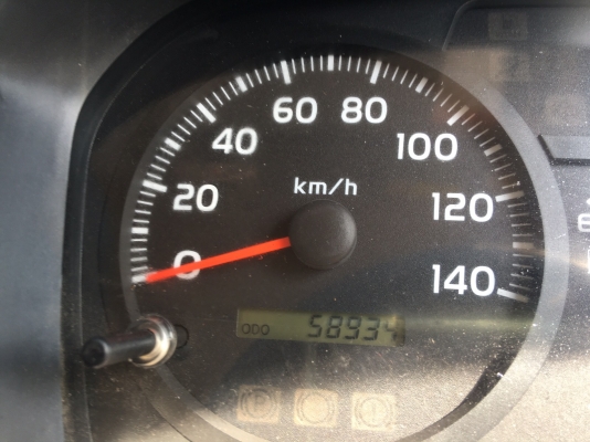 รถฮีโน่ 6 ล้อดั้ม FC9J 175 แรงม้า. ปี 54.  ( รถวิ่ง 5x,xxx กม. )    สนใจติดต่อ  081 - 6079515