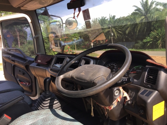 รถฮีโน่ 6 ล้อดั้ม FC9J 175 แรงม้า. ปี 54.  ( รถวิ่ง 5x,xxx กม. )    สนใจติดต่อ  081 - 6079515