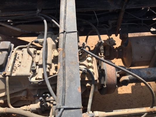 รถฮีโน่ 6 ล้อดั้ม FC9J 175 แรงม้า. ปี 54.  ( รถวิ่ง 5x,xxx กม. )    สนใจติดต่อ  081 - 6079515