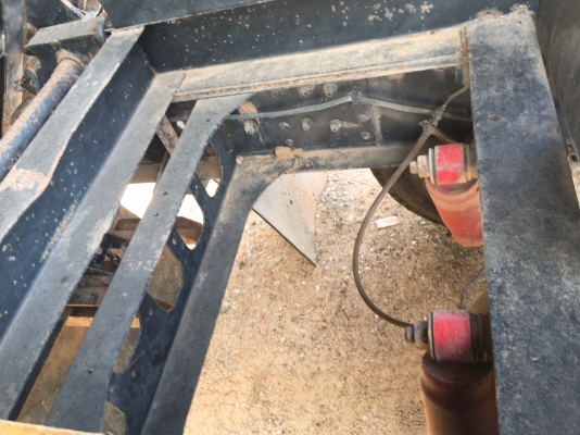 รถฮีโน่ 6 ล้อดั้ม FC9J 175 แรงม้า. ปี 54.  ( รถวิ่ง 5x,xxx กม. )    สนใจติดต่อ  081 - 6079515