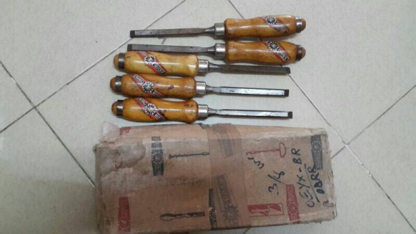 ขายสิ่วนาแร็กขนาด3/8",1/2"narex Made in Czechoslovakia.