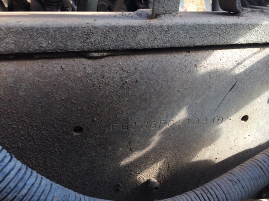 รถฮีโน่ 6 ล้อ FG8J  220 แรงม้า. ปี 49  ( รถวิ่ง 2xx,xxx กม. )    สนใจติดต่อ  081 - 6079515